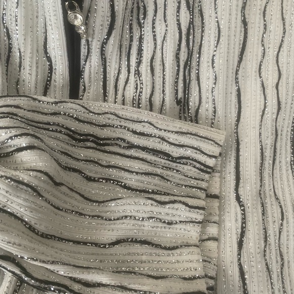 Alex Evenings Top or Cover-White w/ Black & Sparkle Silver Slimming Stripes. - Picture 6 of 10